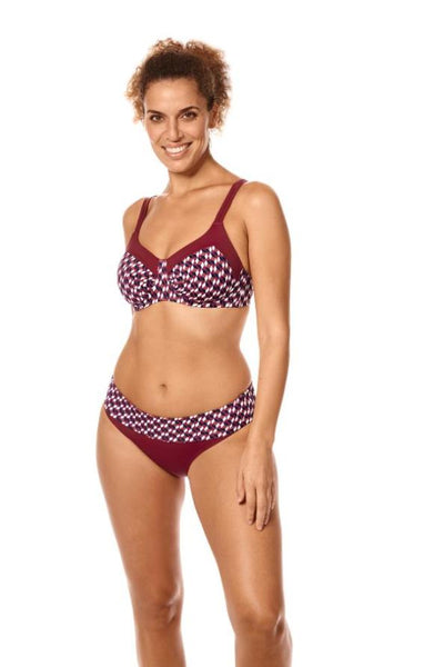 //www.esterella.nl/cdn/shop/files/71691_Apulia_SBP_Top_71692_Apulia_HWPTY_burgundy_multi_SS24_0323_V1_front_600x600.jpg?v=1708092876
