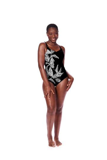 //www.esterella.nl/cdn/shop/files/71726_Lanzarote_OP_black-wh-silver_FW24_A_1028_dfb9f77f-7c2e-42cf-9fe2-8616f3855ed7_600x600.jpg?v=1727359042