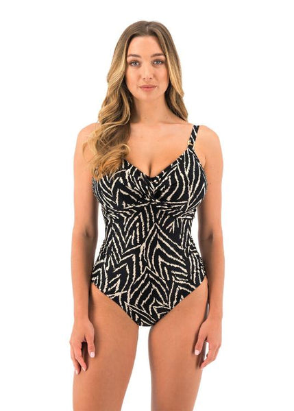 //www.esterella.nl/cdn/shop/files/768x1075-pdp-tablet-FS504531-MOM-alt1-Fantasie-Swim-Silhouette-Island-Monochrome-Uw-Twist-Front-Swimsuit-With-Adjustable-Leg_600x600.jpg?v=1718295125