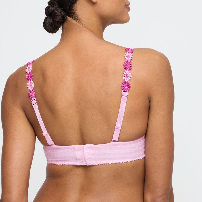 //www.esterella.nl/cdn/shop/files/Low-ps_0100419_LLR_3_600x600.jpg?v=1750449374