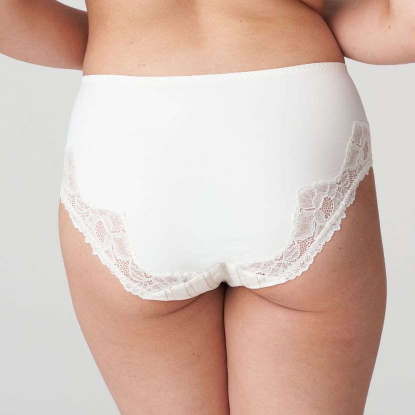 //www.esterella.nl/cdn/shop/files/Low-ps_0542341_NAT_3_600x600.jpg?v=1709394045