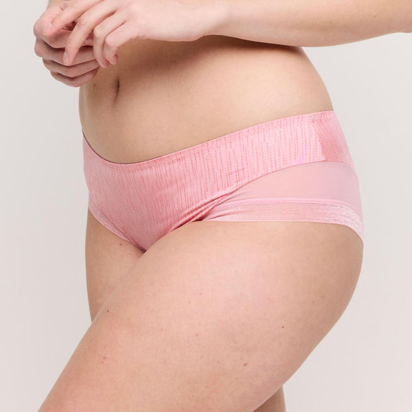 //www.esterella.nl/cdn/shop/files/Low-ps_0542502_VPI_2_600x600.jpg?v=1751960922