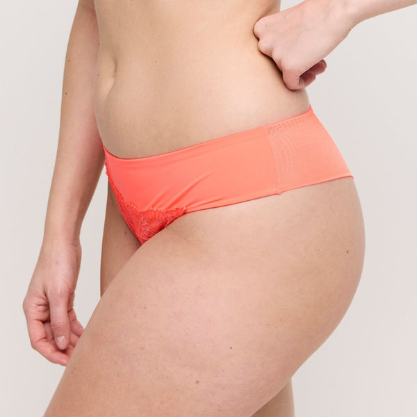 //www.esterella.nl/cdn/shop/files/Low-ps_0663181_SPZ_2_600x600.jpg?v=1751960660