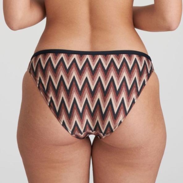 //www.esterella.nl/cdn/shop/files/Low-ps_1007050_MIR_3_600x600.jpg?v=1704467221