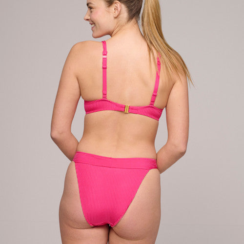 //www.esterella.nl/cdn/shop/files/eservices_marie_jo_swim-swim-push-up_bikini_topbikini_briefs-emly-1007717-pink1007756-pink-194887_600x600.jpg?v=1745325478