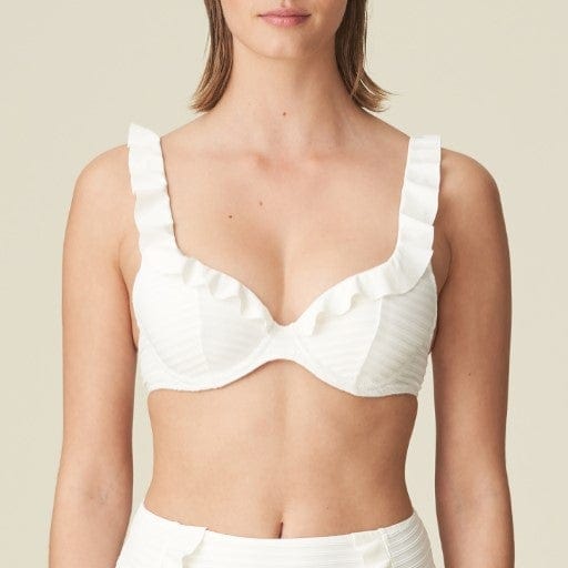 //www.esterella.nl/cdn/shop/products/CelineBikiniTop1002516Natuur__1_600x600.jpeg?v=1642210446