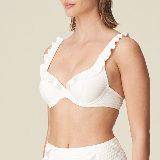 //www.esterella.nl/cdn/shop/products/CelineBikiniTop1002516Natuur__2_600x600.jpeg?v=1642210440