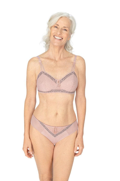 //www.esterella.nl/cdn/shop/products/Cherish_SB_44791_front_3873_b37bad8f-ddd3-4720-b5d5-1fd24d50b95e_600x600.jpg?v=1649750153