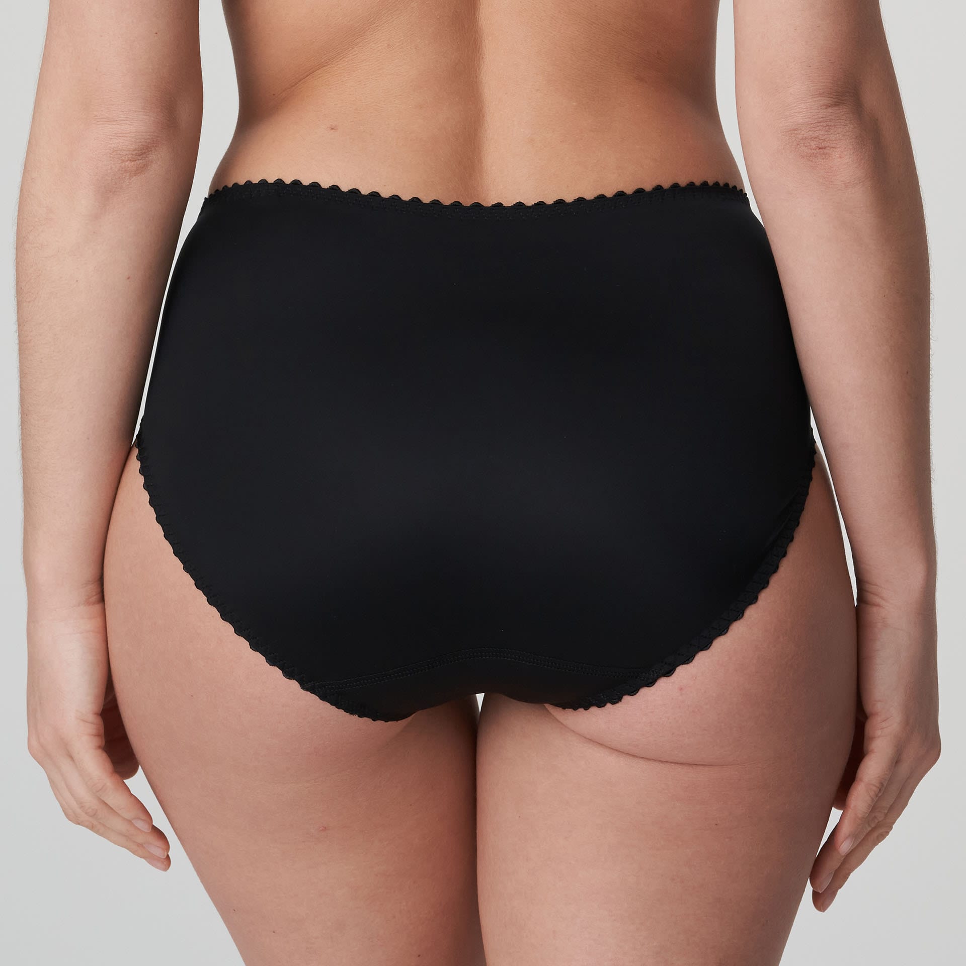 //www.esterella.nl/cdn/shop/products/CoutureTailleSlip0562581Zwart__3_600x600.jpeg?v=1642183568