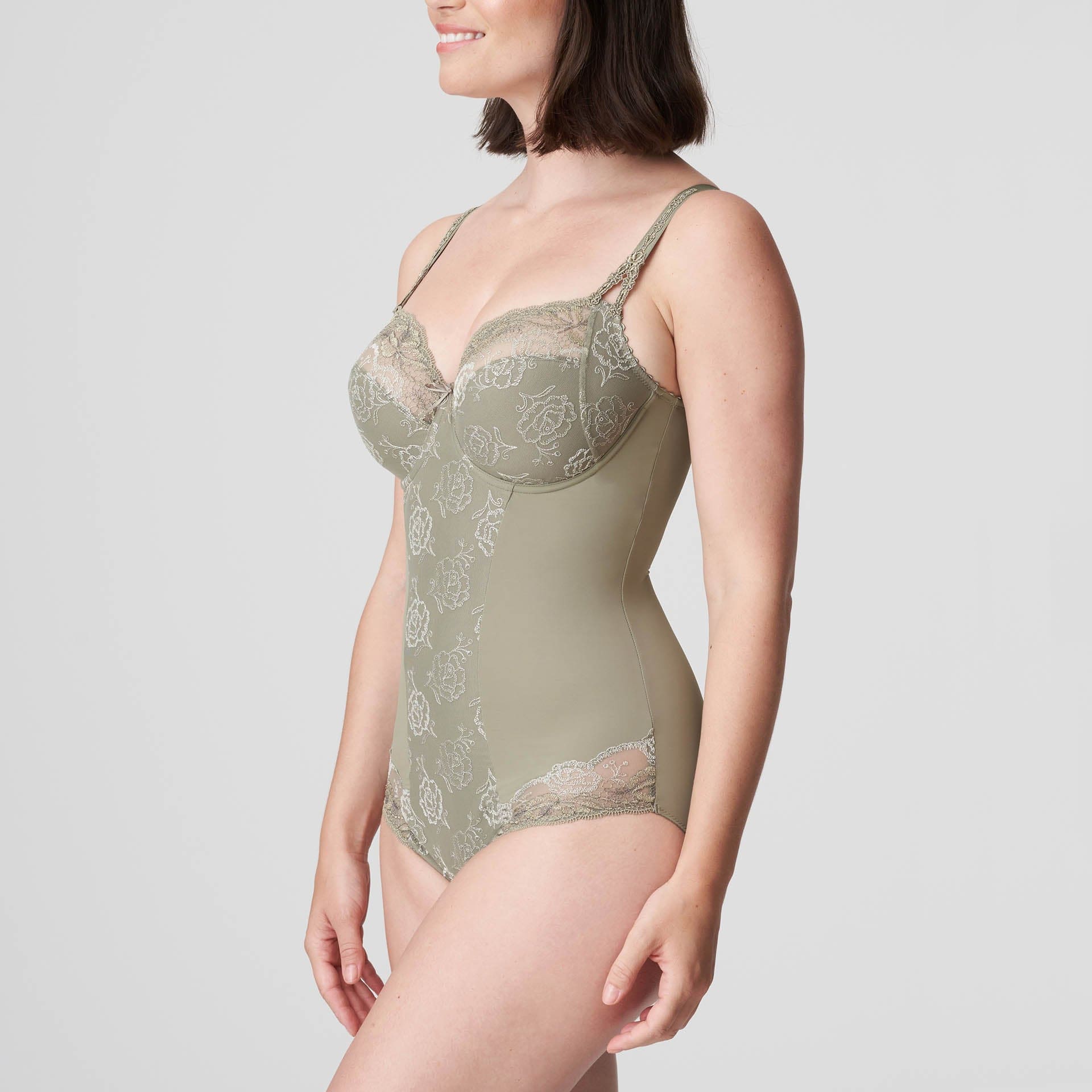 //www.esterella.nl/cdn/shop/products/DelightBody0462762Botanique__2_600x600.jpeg?v=1642173741