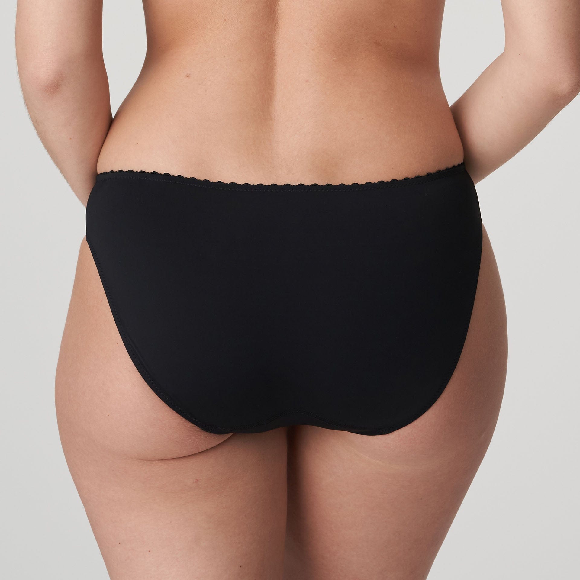 //www.esterella.nl/cdn/shop/products/DivineRioSlip0562650Zwart__3_600x600.jpeg?v=1642180564