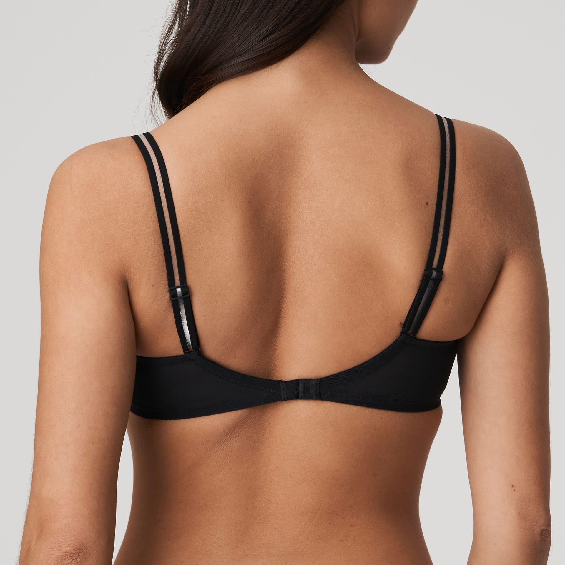 //www.esterella.nl/cdn/shop/products/IWantYouBalconnetBh0241452Zwart__3_600x600.jpeg?v=1642114801