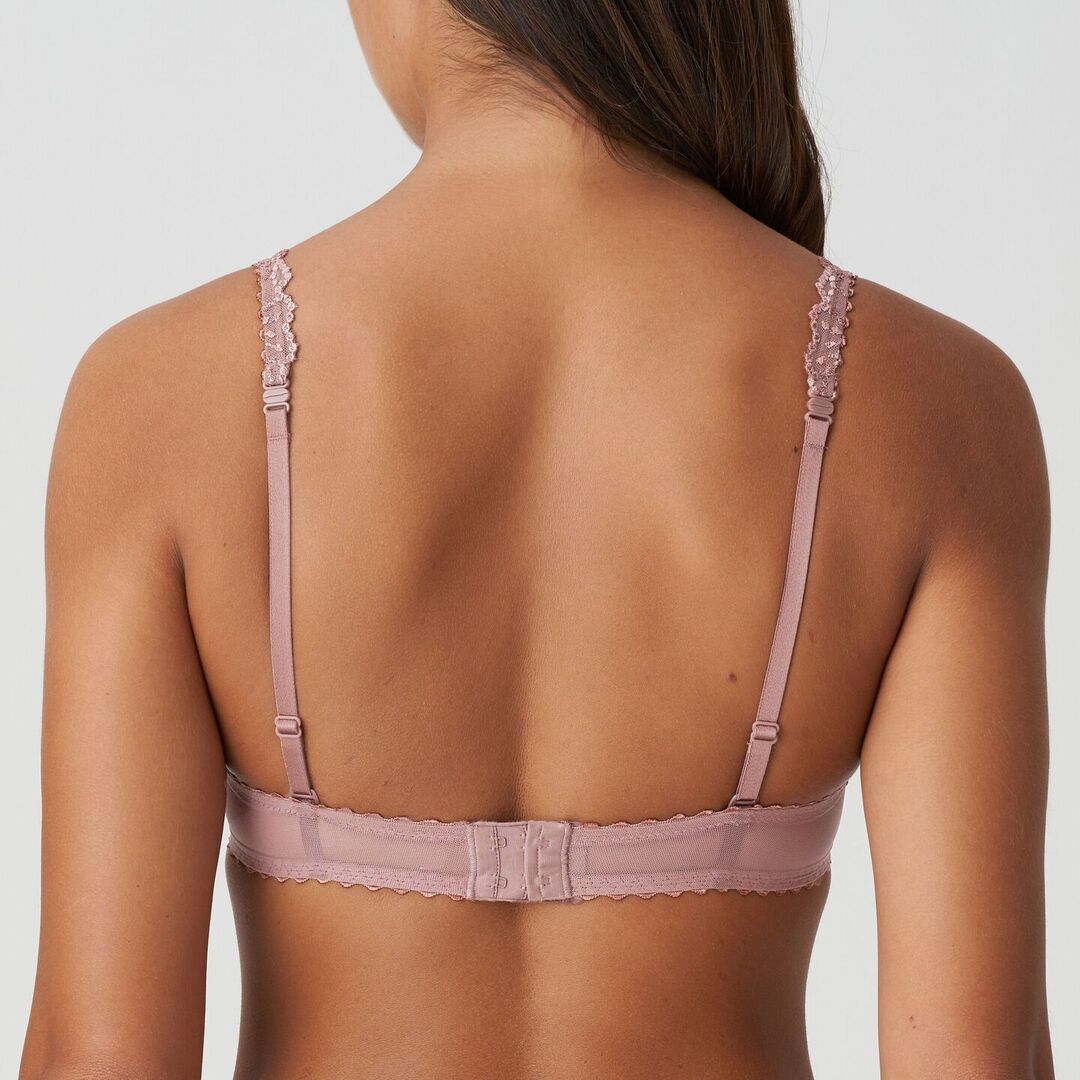 //www.esterella.nl/cdn/shop/products/Low-ps_0101336_BDS_3_600x600.jpg?v=1672914559