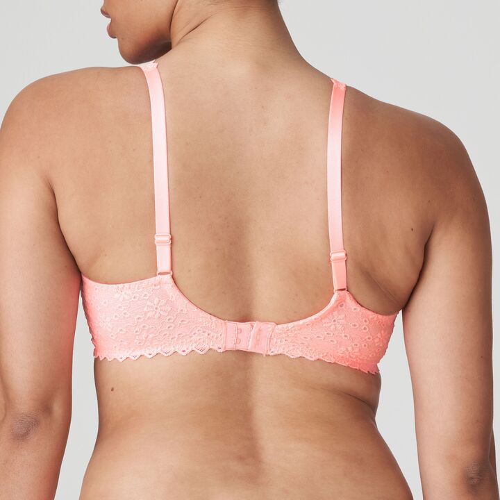 //www.esterella.nl/cdn/shop/products/Low-ps_0242232_PPF_3_600x600.jpg?v=1677429148