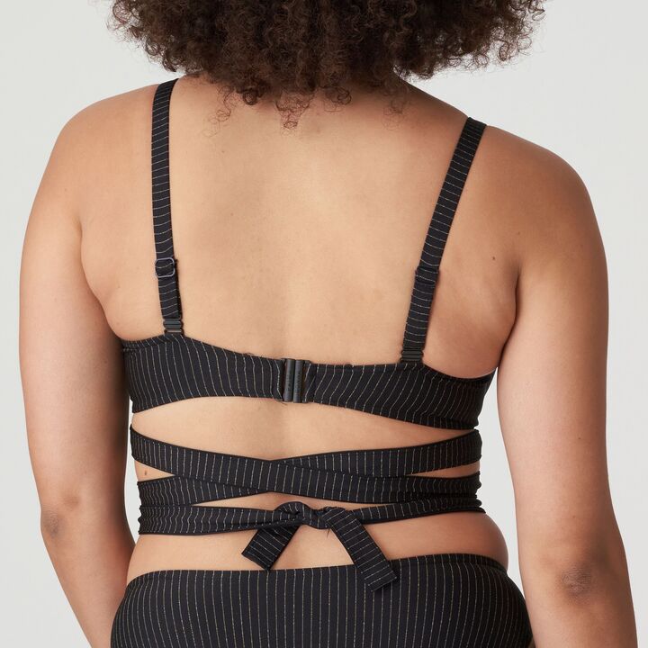 //www.esterella.nl/cdn/shop/products/Low-ps_4010116_ZWA_4_600x600.jpg?v=1672139256