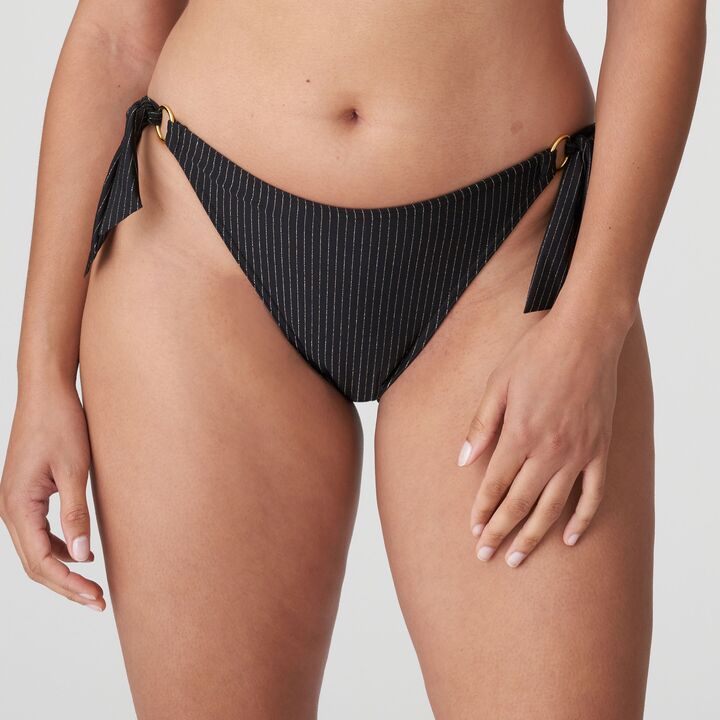 //www.esterella.nl/cdn/shop/products/Low-ps_4010153_ZWA_600x600.jpg?v=1672139141