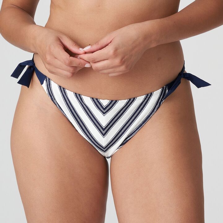 //www.esterella.nl/cdn/shop/products/Low-ps_4010553_NAT_600x600.jpg?v=1677440838