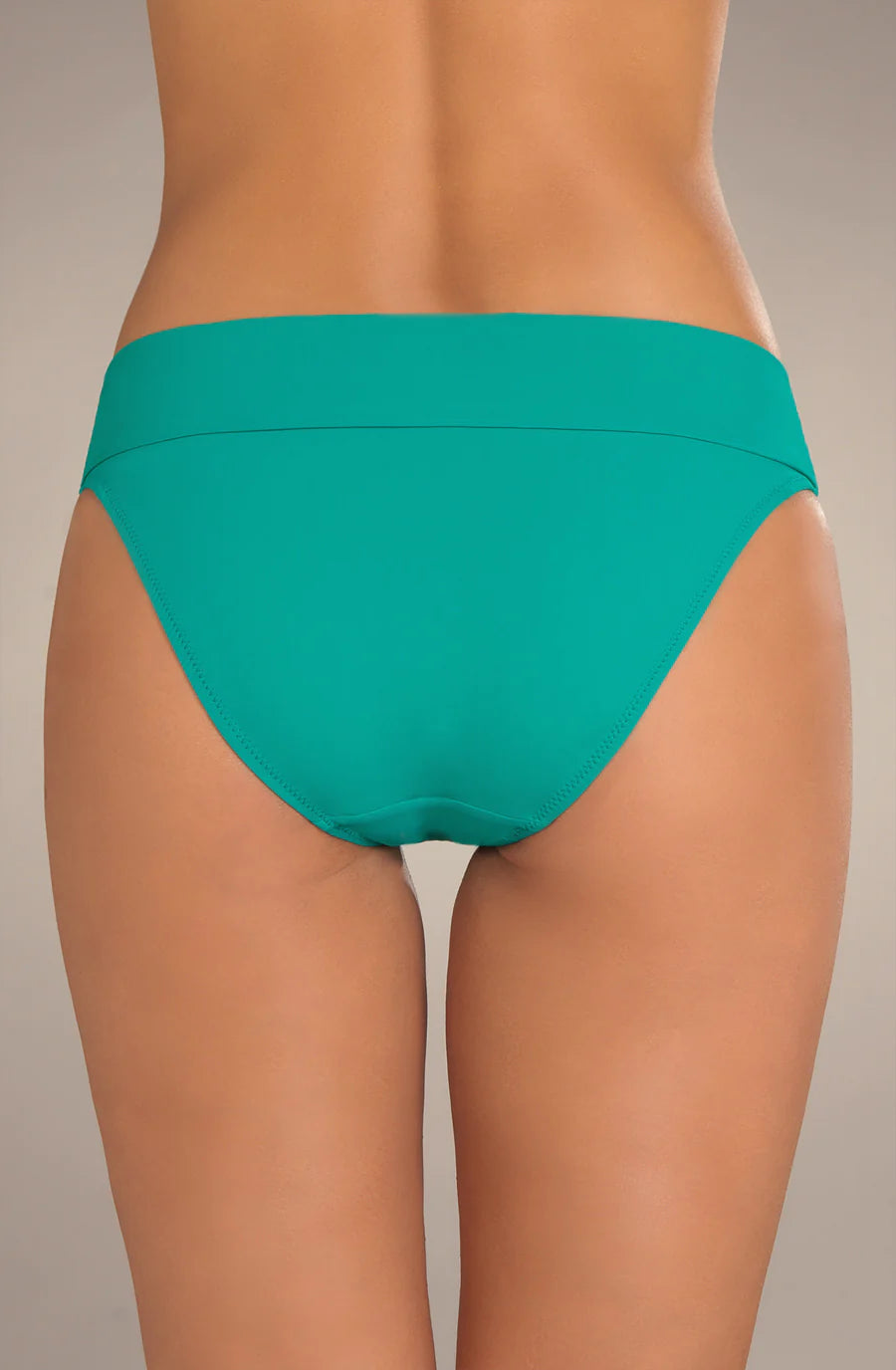 //www.esterella.nl/cdn/shop/products/PDS_E19_TOBAGO_61_VERT_3_2000x_c1b6f139-68c7-4762-8114-9b13013f4c24_600x600.webp?v=1680963118