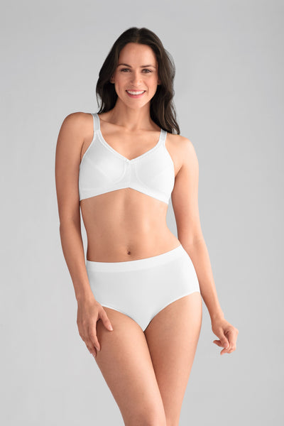 //www.esterella.nl/cdn/shop/products/RitaSB_2004_White_600x600.jpg?v=1642016526