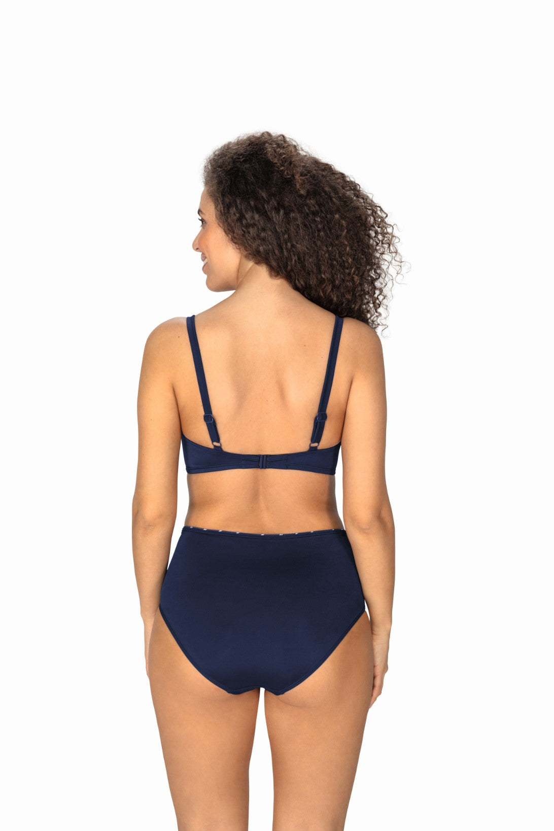 //www.esterella.nl/cdn/shop/products/Timeless_Chic_TP_71539_back_5218_600x600.jpg?v=1651826583