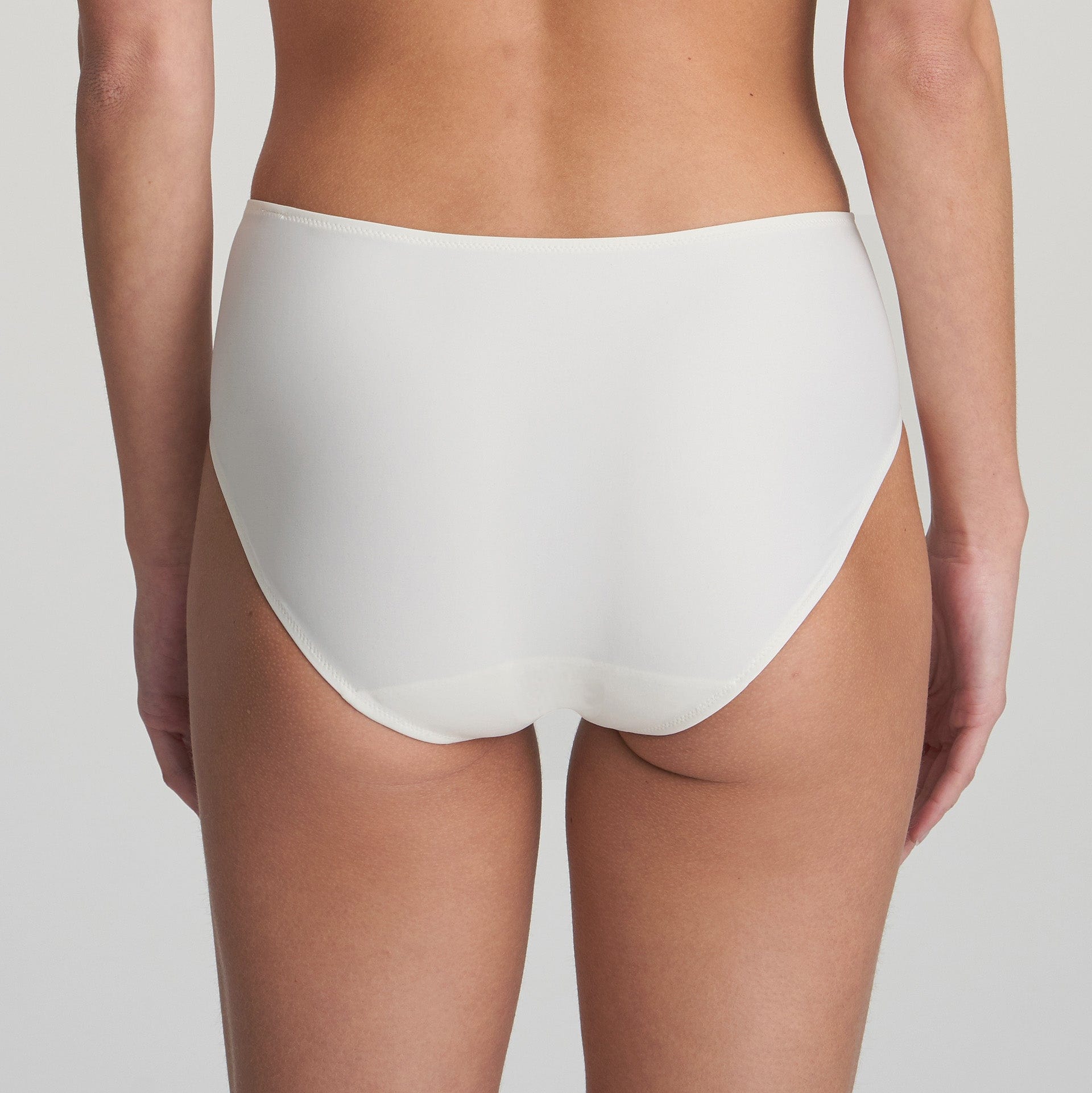 //www.esterella.nl/cdn/shop/products/TomTailleSlip0520821Natuur__3_600x600.jpeg?v=1641915250