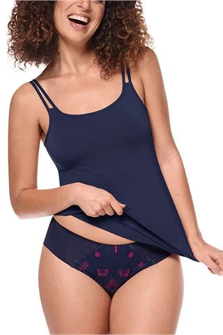 //www.esterella.nl/cdn/shop/files/45113_VallettaTop_NOS25_A_0729_600x600.webp?v=1760458391