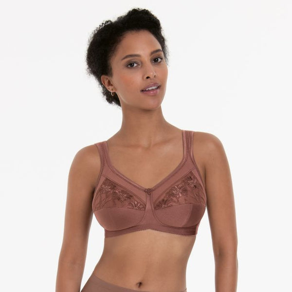 //www.esterella.nl/cdn/shop/files/5349x-769_01_600x600.jpg?v=1686054502