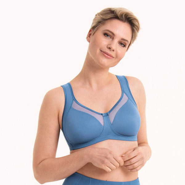 //www.esterella.nl/cdn/shop/files/5859_188_1_005_rgb_1920_600x600.jpg?v=1732878171