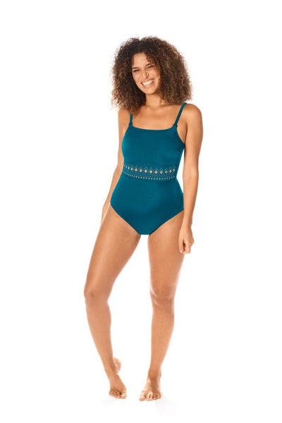 //www.esterella.nl/cdn/shop/files/71683_Crete_OP_jade_sand_SS24_0323_front_600x600.jpg?v=1708092510