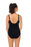 //www.esterella.nl/cdn/shop/files/71693_KohSamui_OP_black_white_SS24_0323_A_back_compact.jpg