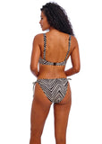 //www.esterella.nl/cdn/shop/files/768x1075-pdp-tablet-AS206813-BLK-back-Freya-Swim-Fiji-Falls-Black-Underwired-High-Apex-Bikini-Top_compact.jpg