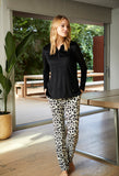 //www.esterella.nl/cdn/shop/files/ADINA-12_5b4b66e8-1c4a-47aa-8dfc-d2b1f4471fc7_compact.jpg