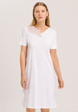 //www.esterella.nl/cdn/shop/files/HANRO_232_070101_074995_3_compact.jpg