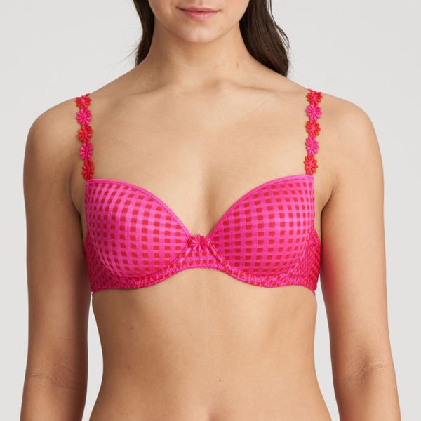 //www.esterella.nl/cdn/shop/files/Low-ps_0100418_ELP_600x600.jpg?v=1684585263