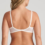 //www.esterella.nl/cdn/shop/files/Low-ps_0101335_BDC_3_compact.jpg