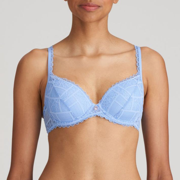 //www.esterella.nl/cdn/shop/files/Low-ps_0102764_OAI_600x600.jpg?v=1704979419