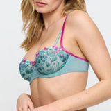 //www.esterella.nl/cdn/shop/files/Low-ps_0102893_BGR_2_a339d6b6-dca6-4771-b331-6e8f37b24d33_compact.jpg