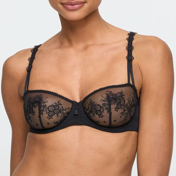 //www.esterella.nl/cdn/shop/files/Low-ps_0102933_ZWA_600x600.jpg?v=1754422306