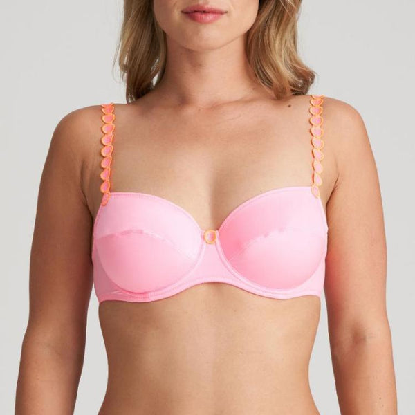 //www.esterella.nl/cdn/shop/files/Low-ps_0120820_HAP_600x600.jpg?v=1702292793