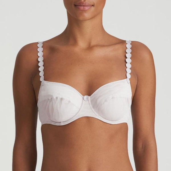 //www.esterella.nl/cdn/shop/files/Low-ps_0120821_SWH_600x600.jpg?v=1702292922