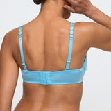 //www.esterella.nl/cdn/shop/files/Low-ps_0120829_AZD_3_compact.jpg