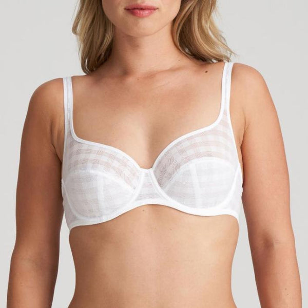 //www.esterella.nl/cdn/shop/files/Low-ps_0122390_WIT_600x600.jpg?v=1703858893