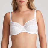 //www.esterella.nl/cdn/shop/files/Low-ps_0122390_WIT_compact.jpg