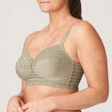 //www.esterella.nl/cdn/shop/files/Low-ps_0141935_BTQ_2_compact.jpg
