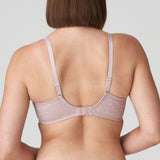 //www.esterella.nl/cdn/shop/files/Low-ps_0141970_BDS_3_compact.jpg