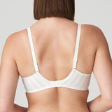//www.esterella.nl/cdn/shop/files/Low-ps_0142340_NAT_3_compact.jpg