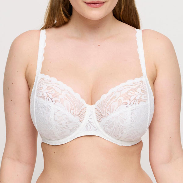 //www.esterella.nl/cdn/shop/files/Low-ps_0142470_NAT_600x600.jpg?v=1752403224