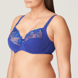 //www.esterella.nl/cdn/shop/files/Low-ps_0163151_CZB_2_compact.jpg