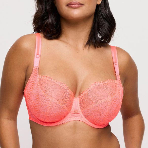 //www.esterella.nl/cdn/shop/files/Low-ps_0163184_SPZ_2_600x600.jpg?v=1751961386