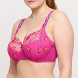//www.esterella.nl/cdn/shop/files/Low-ps_0163440_VEB_2_8b34b347-09e3-4fc2-acca-c65f797fd206_compact.jpg